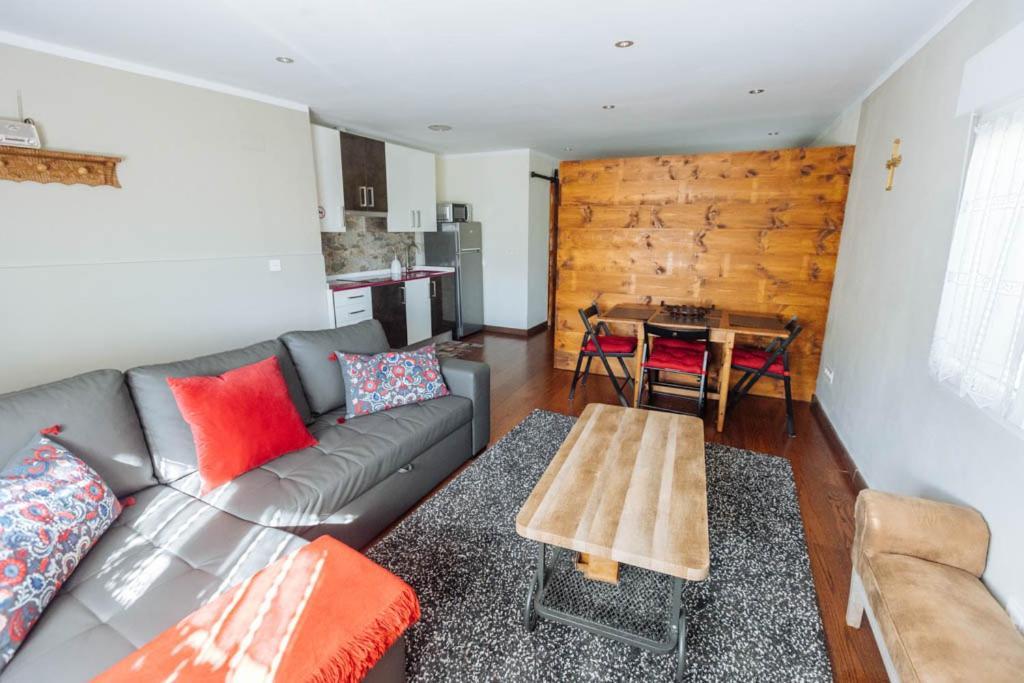 Apartamentos El Coritu Nieda Εξωτερικό φωτογραφία